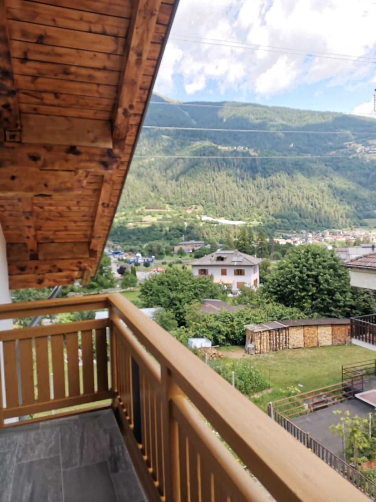 Mansarda A Carciato, Trilocale In Montagna Apartment Dimaro Exterior photo